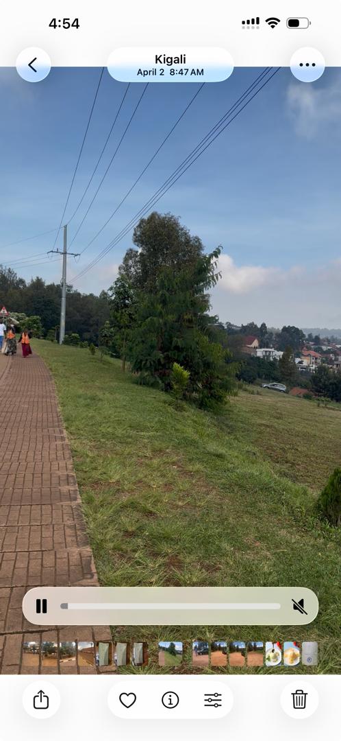Nyanza - Kicukiro - Plot 10300Sqm